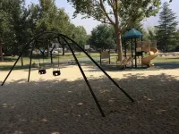 Kern Riverfront Lodge - Pet friendly