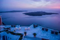 Anteliz Suites Hotels in Santorini