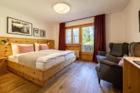 Schorta's Alvetern - Boutique Hotel 체르네츠 호텔