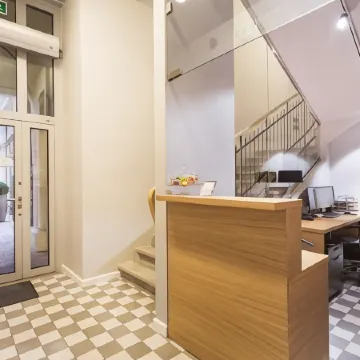 Venetian House Market Square Aparthotel Отели рядом с достопримечательностью «Малы Ринек»