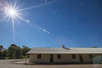 Paxton Square Cottages Hotels in Burra