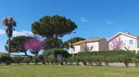 A l'Orée des Vignes Hotels in Colombiers