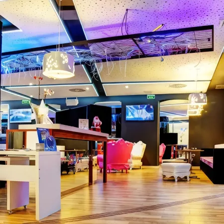 Urban Youth Hostel