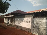 ลาส ปาลมาส เดย์ & ไนท์ เกสต์เฮาส์ โรงแรมใน