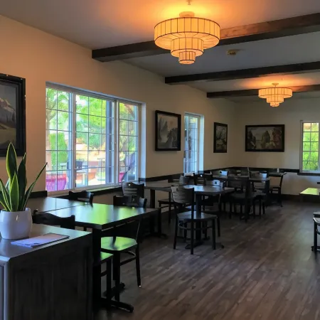 Blue Elk Inn