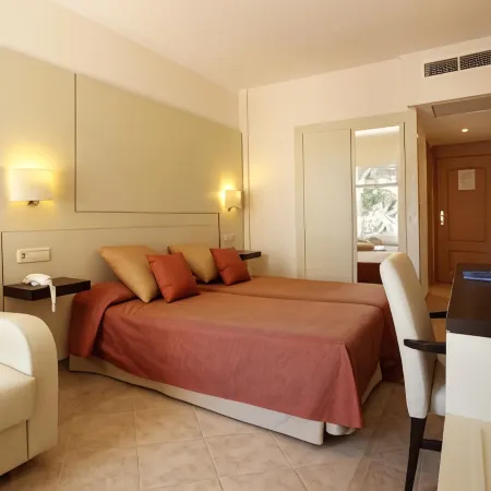 Grupotel Imperio Playa