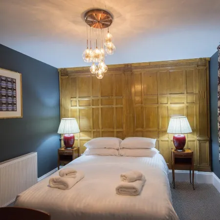 The Wayfarer Rooms