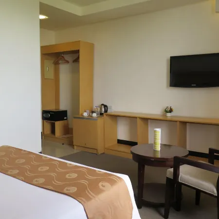 Big 8 Corporate Hotel