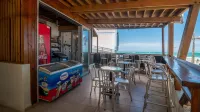 Sandy Beach Hotel - 2-Star