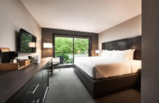 Tofino Resort + Marina