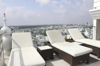 West Hotel