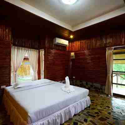 Golden Cliff Beach Resort Rooms