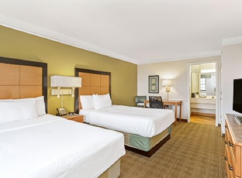 La Quinta Inn by Wyndham Orlando Airport West
