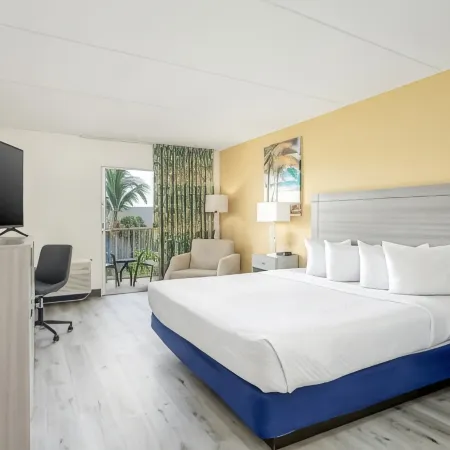 Hutchinson Island Hotel