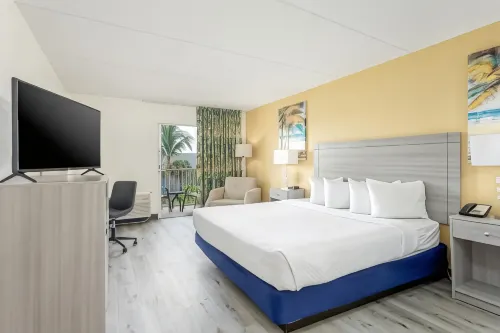 Hutchinson Island Hotel