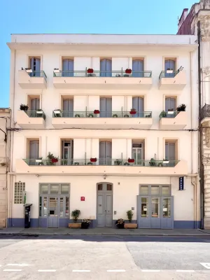 Le National Hotels in Sete