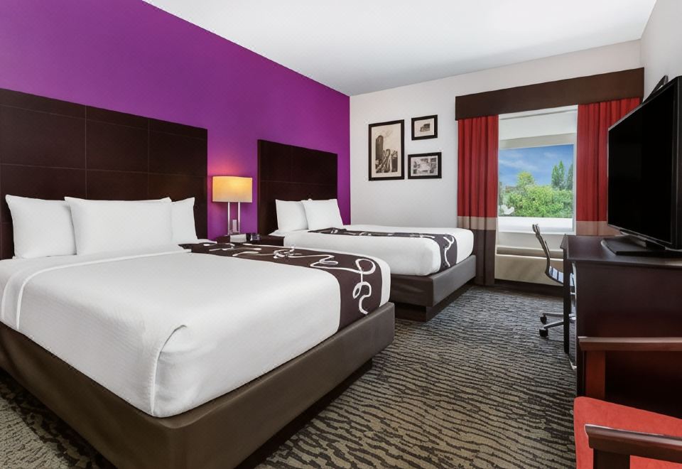 La Quinta Inn & Suites by Wyndham - Tampa South - Hizvo
