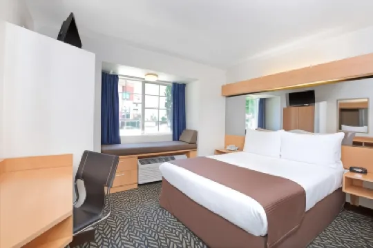 Microtel Inn & Suites by Wyndham Morgan Hill/San Jose Area