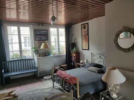 Gîte Centre-ville, 1500 m de la Plage, 15 km D'étretat Отели в г. Фекан