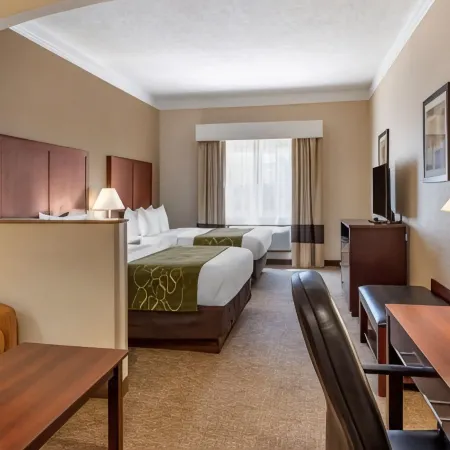 Comfort Suites Linn County Fairground and Expo