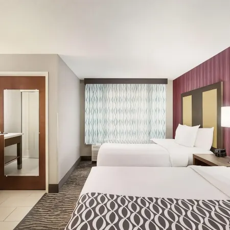 La Quinta Inn & Suites by Wyndham Newark - Elkton