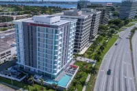 Hilton Garden Inn West Palm Beach I95 Outlets - parking