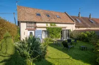 Le Clos Saint Paul Hotels in Farceaux