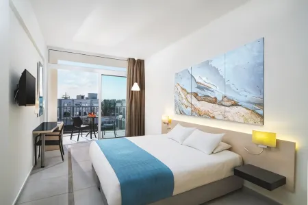 Mayfair Hotel Отели в г. Пафос