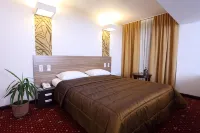 Cascade Hotel