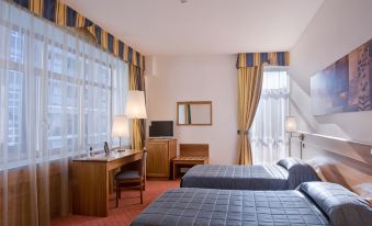 Hotel Master