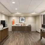 Hampton Inn & Suites Minooka