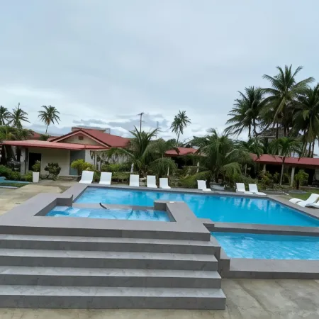 Aloha Seaside Resort