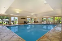 Super 8 by Wyndham Madison South