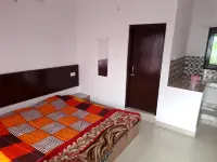 Jfr Studio Apartments Kausani Hotels near Aarav home stay