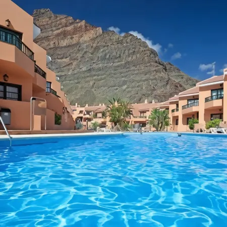 Complejo Las Tres Palmeras