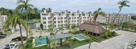 Penthouse with Roof Garden, an experience like no other.