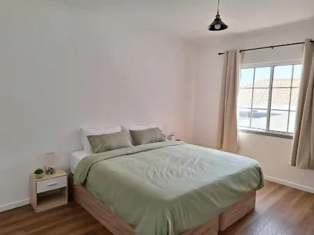 Figueira's House by the Atlantic