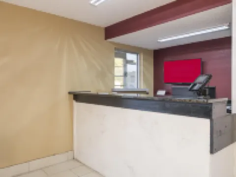 Red Roof Inn Acworth - Emerson/ LakePoint South Hotels in Acworth