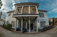 ตูเกนเด โฮส โรงแรมใน