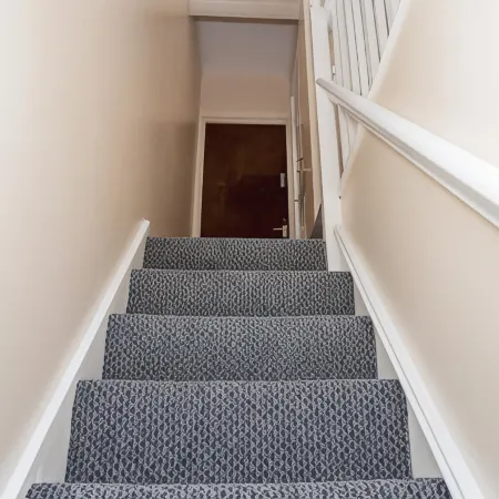 Shirley House 2 Self Catering Guest House 10 Min Walk to Southampton General Hospital