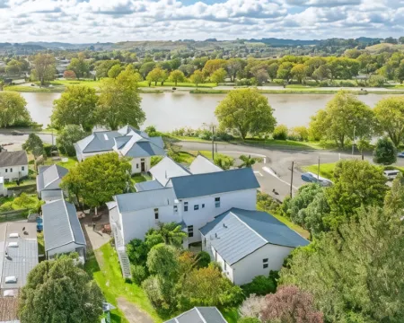 Braemar House B&B and YHA Hostel Hotels in Whanganui