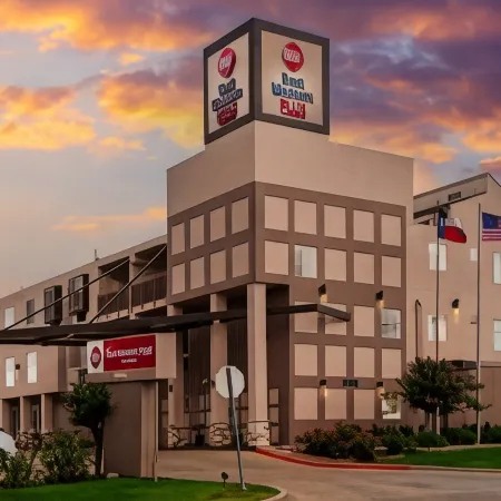 Best Western Plus Rockwall Inn Suites