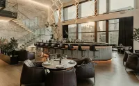 Alexander Hotel