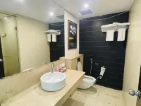 Saltstayz Select - Malcha & Chankyapuri Hotels near German Embassy