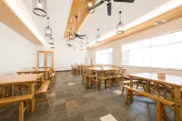 Lihua Wushe Hotel - Mountain view