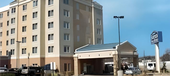 Fairfield Inn & Suites Woodbridge Hotels in Middlesex County