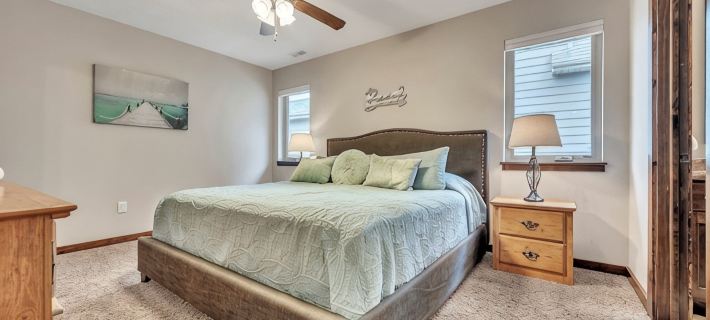 Simply Stunning Bridges Bay Retreat Cabin Accommodates 11 Hotel di Arnolds Park