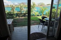 The Blue Tide House: Steps to Maui beaches + nearby eats