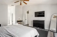 Family-Friendly 4Br Oasis • Private Heated Pool & Game Room