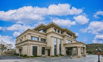 Bangchui Island Hotel